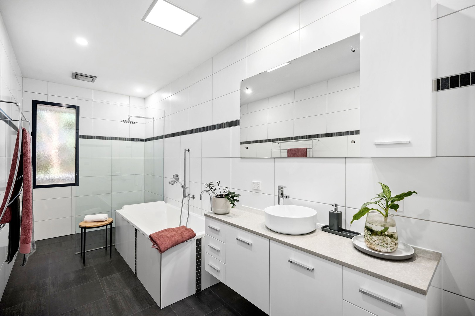 135 Bowes Avenue, Airport West, VIC 3042, Airport West - Thumbnail 6