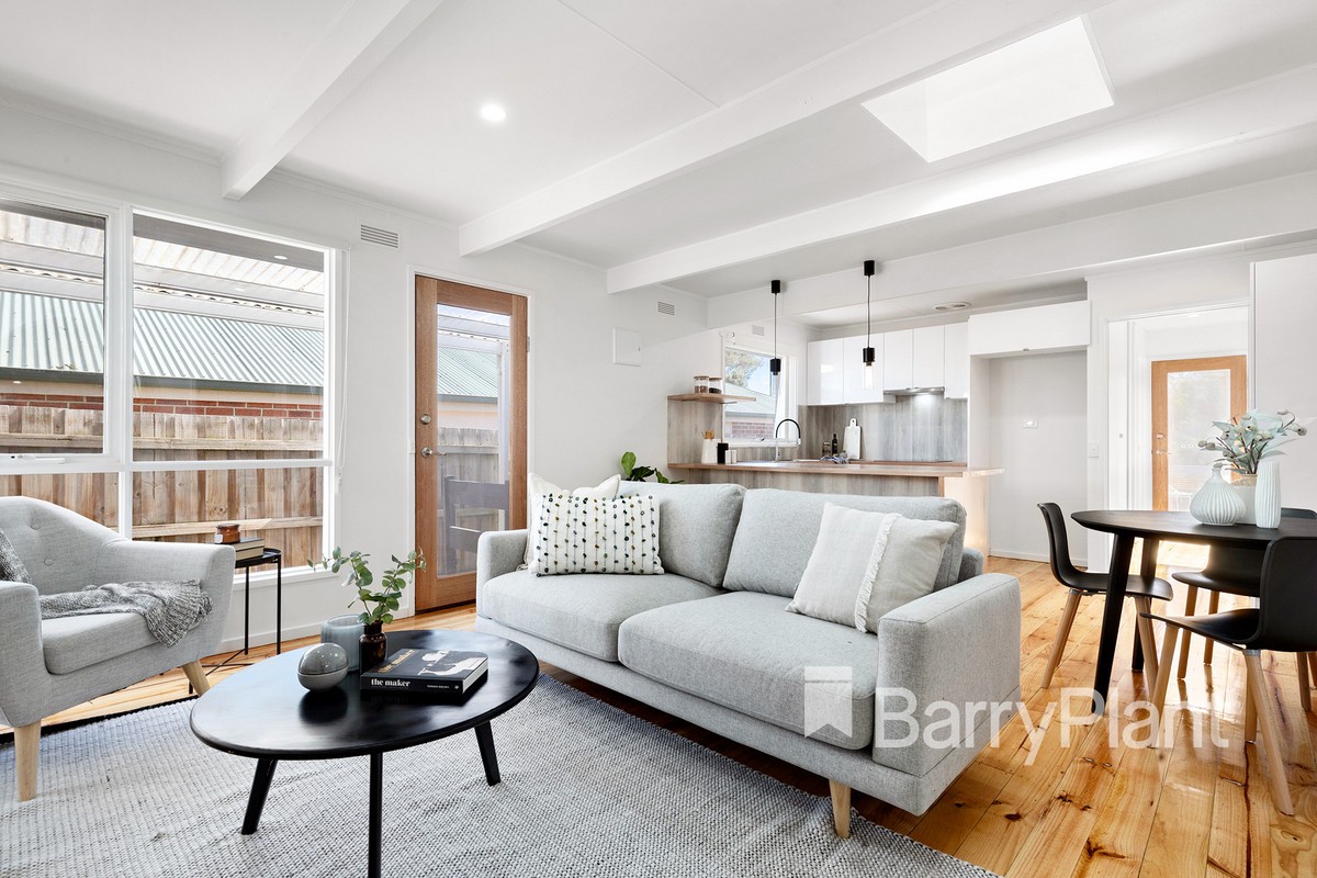 135 Eighth Avenue, Rosebud, VIC 3939, Rosebud - Thumbnail 2