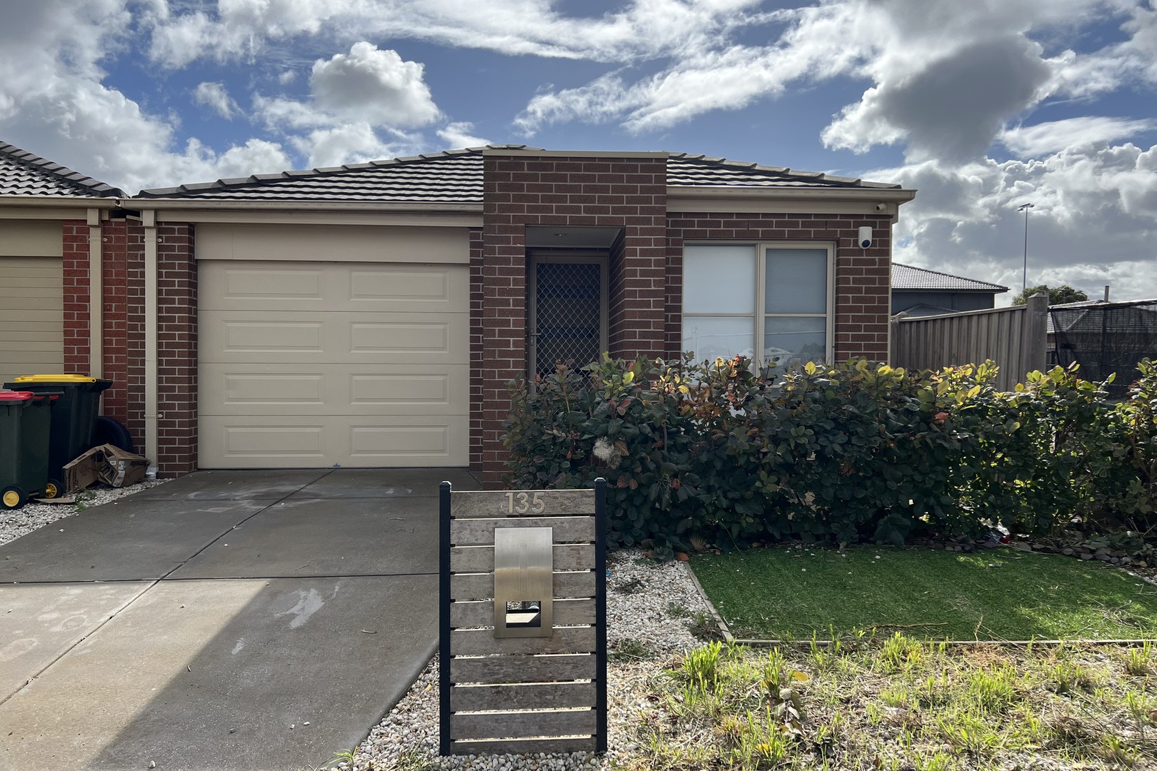 135 Isabella Way, Tarneit, VIC 3029, Tarneit - Thumbnail 2