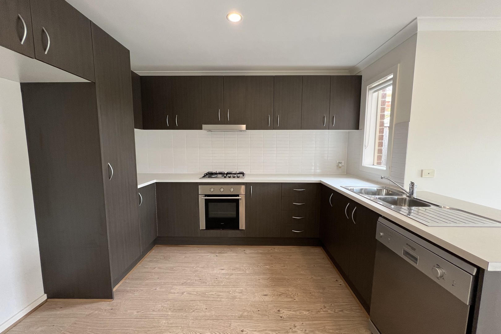 135 Isabella Way, Tarneit, VIC 3029, Tarneit - Thumbnail 7