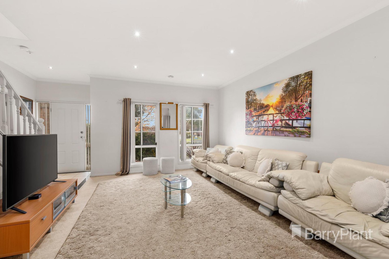 135 The Lakes BoulevardSouth Morang, VIC 3752, South Morang - Thumbnail 6