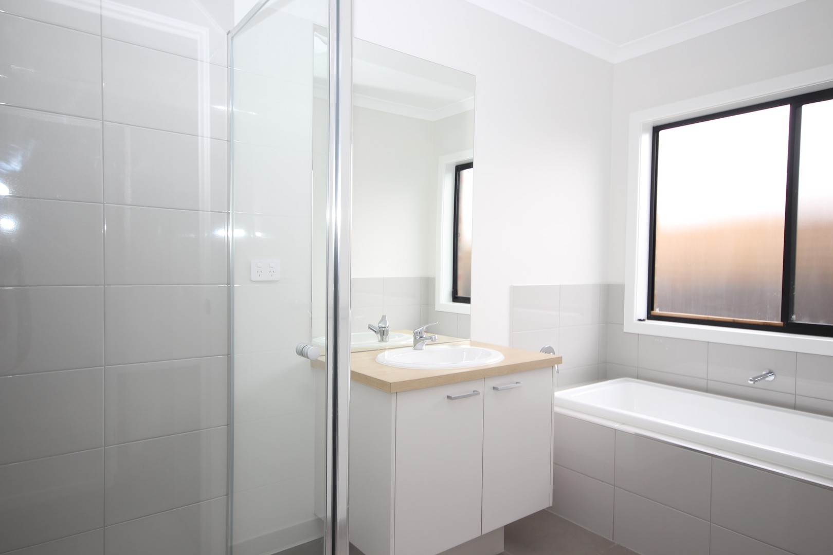 136 Ballarat Road, Hamlyn Heights, VIC 3215, Hamlyn Heights - Thumbnail 8