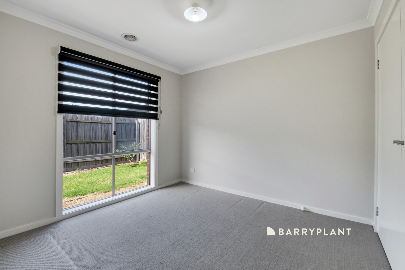 136 Fleetwood Drive, Narre Warren, VIC 3805, Narre Warren - Thumbnail 5