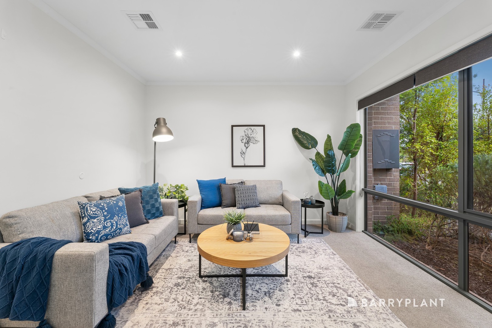 136 Harcrest Boulevard, Wantirna South, VIC 3152 - Thumbnail 2 - 26/02/2026