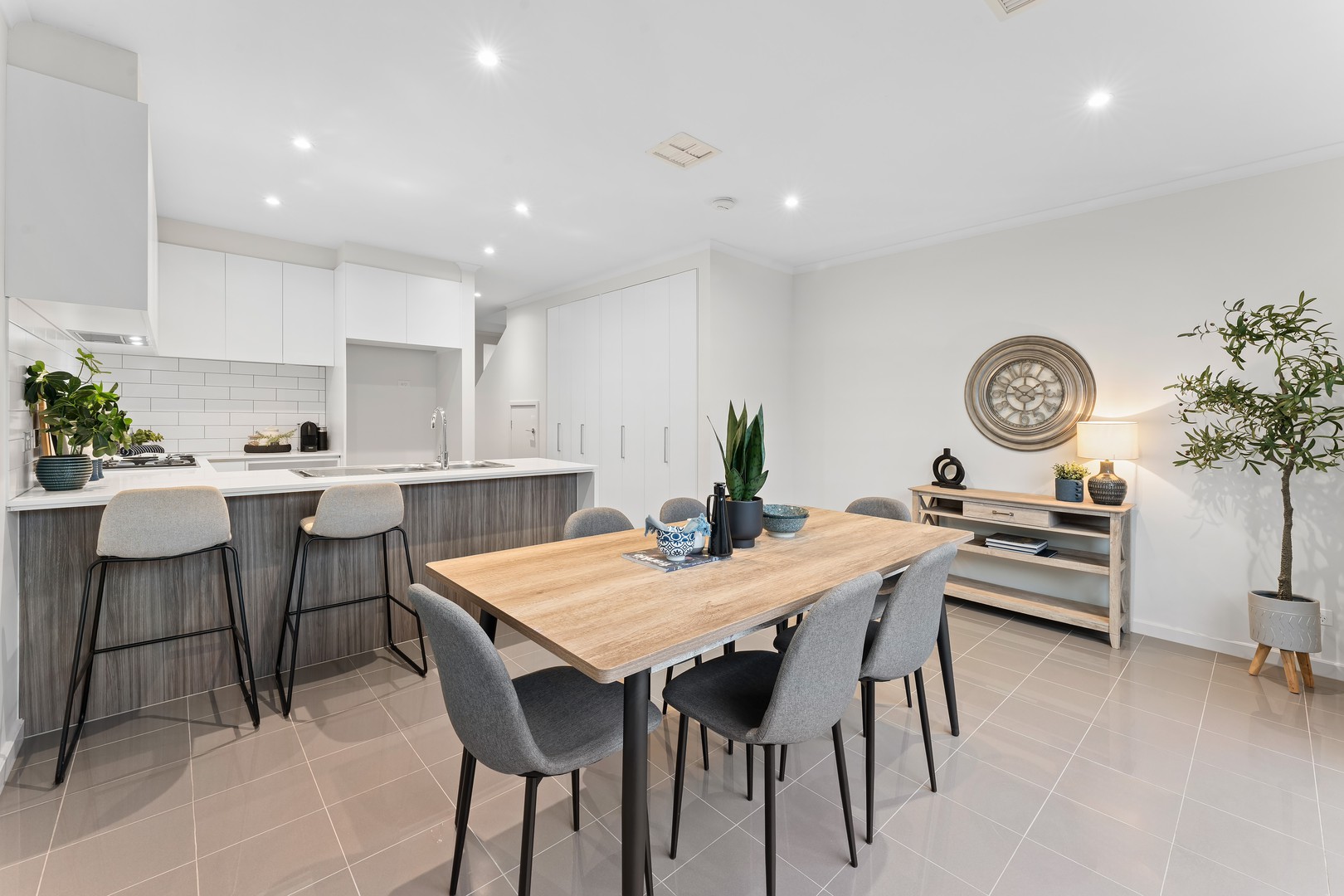 136 Harcrest Boulevard, Wantirna South, VIC 3152, Wantirna South - Thumbnail 8