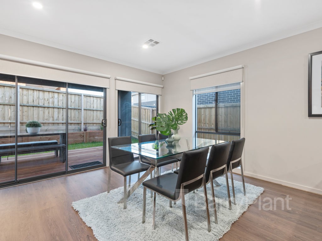 137 Artesian Avenue, Wantirna South, VIC 3152, Wantirna South - Thumbnail 4
