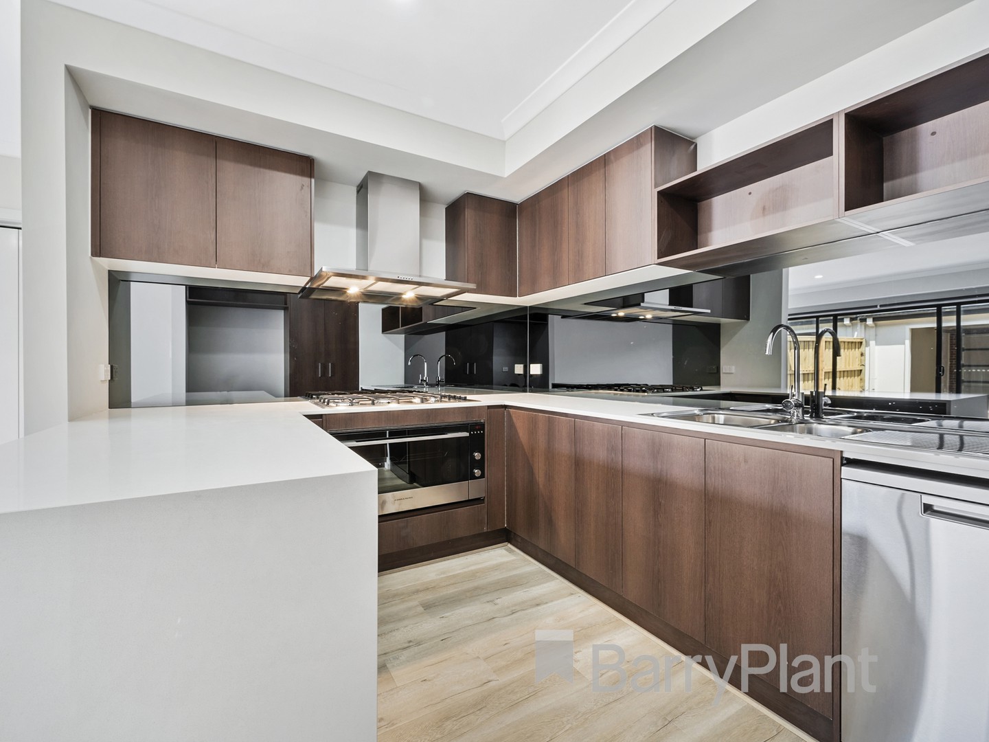 137 Callaway  Street, Mambourin, VIC 3024, Mambourin - Thumbnail 2