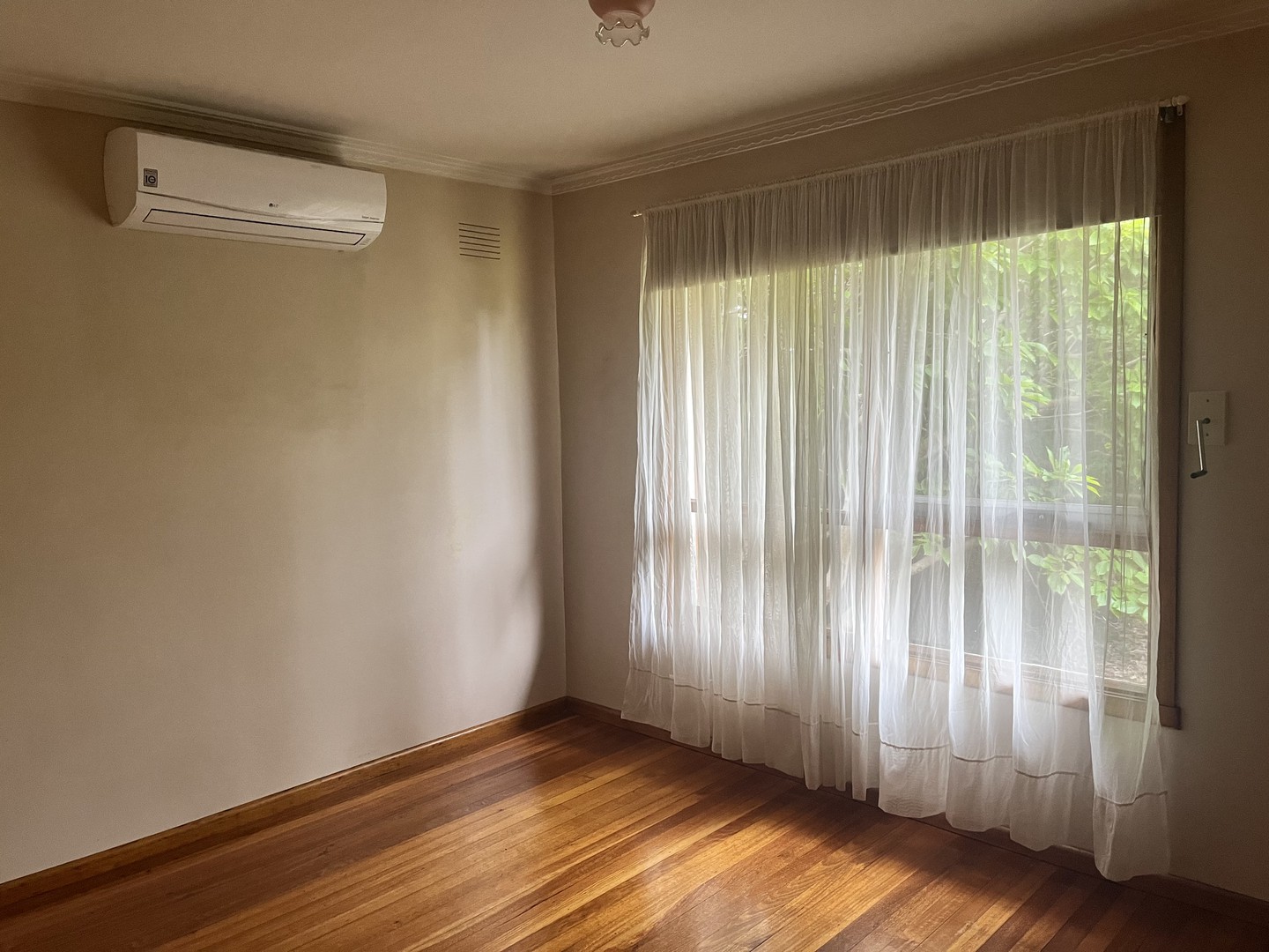 137 Heaths Road, Hoppers Crossing, VIC 3029, Hoppers Crossing - Thumbnail 6