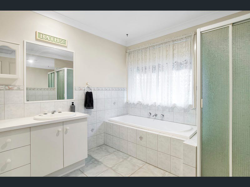 137 Kingston  Boulevard, Hoppers Crossing, VIC 3029, Hoppers Crossing - Thumbnail 7