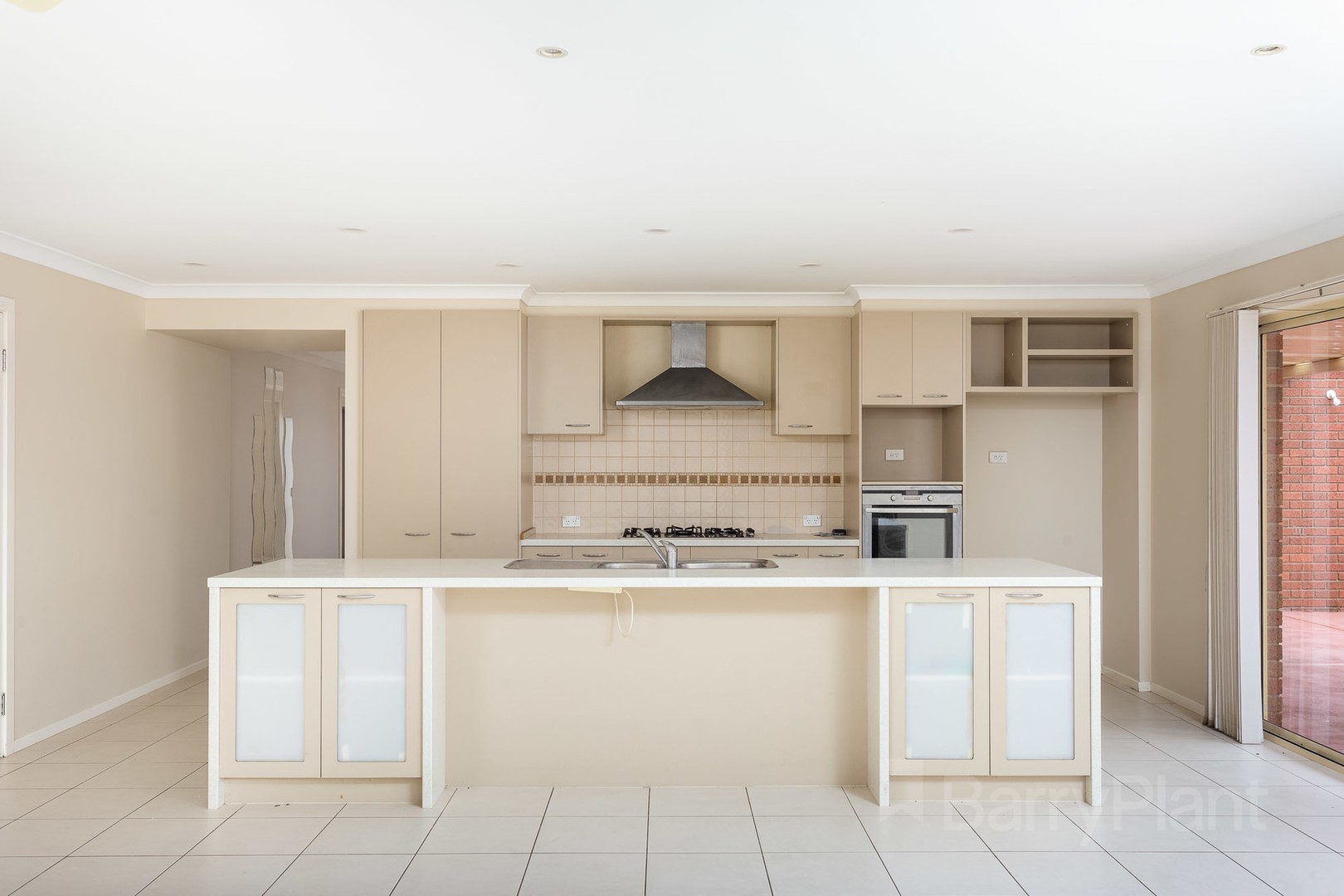 137 Lennon Boulevard, Point Cook, VIC 3030, Point Cook - Thumbnail 3