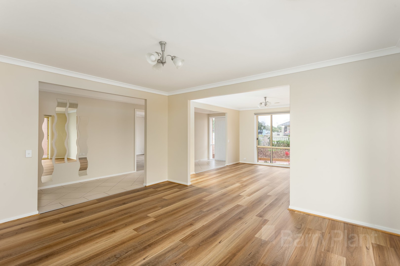 137 Lennon Boulevard, Point Cook, VIC 3030, Point Cook - Thumbnail 5