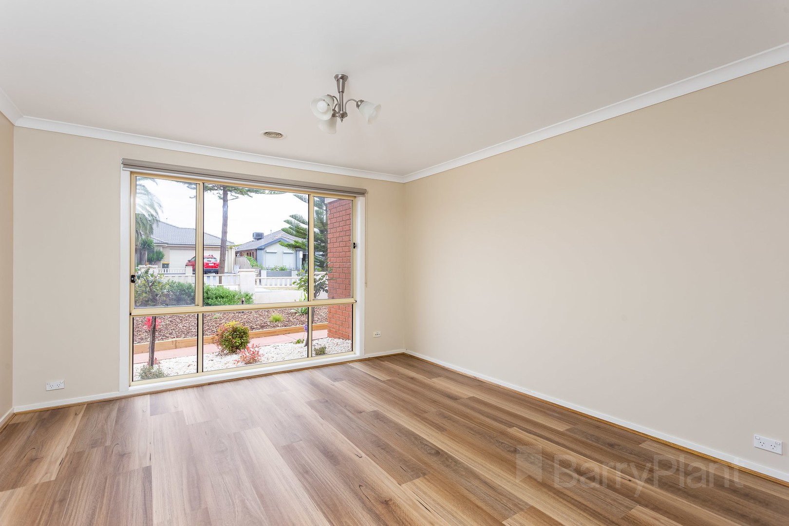 137 Lennon Boulevard, Point Cook, VIC 3030, Point Cook - Thumbnail 6