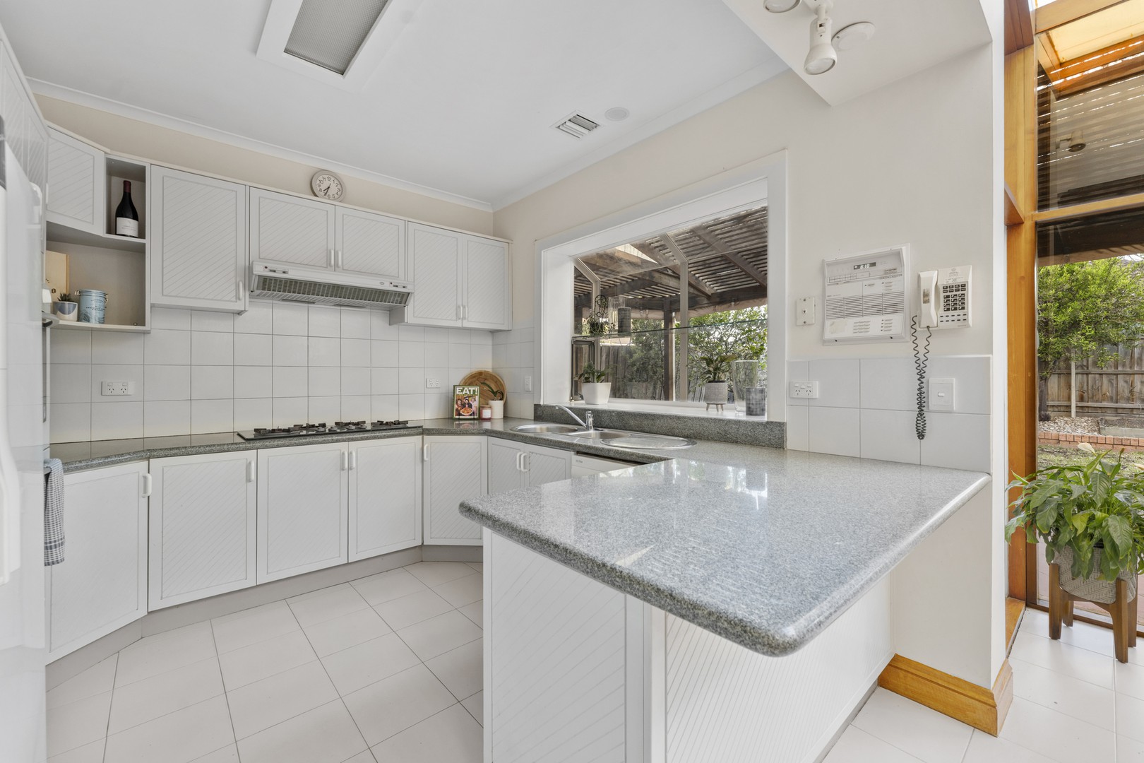 137 Rowan Drive, Kealba, VIC 3021, Kealba - Thumbnail 5