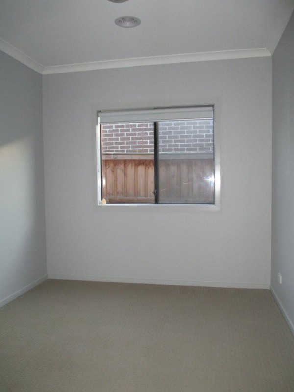 138 Crossway Avenue, Tarneit, VIC 3029, Tarneit - Thumbnail 4