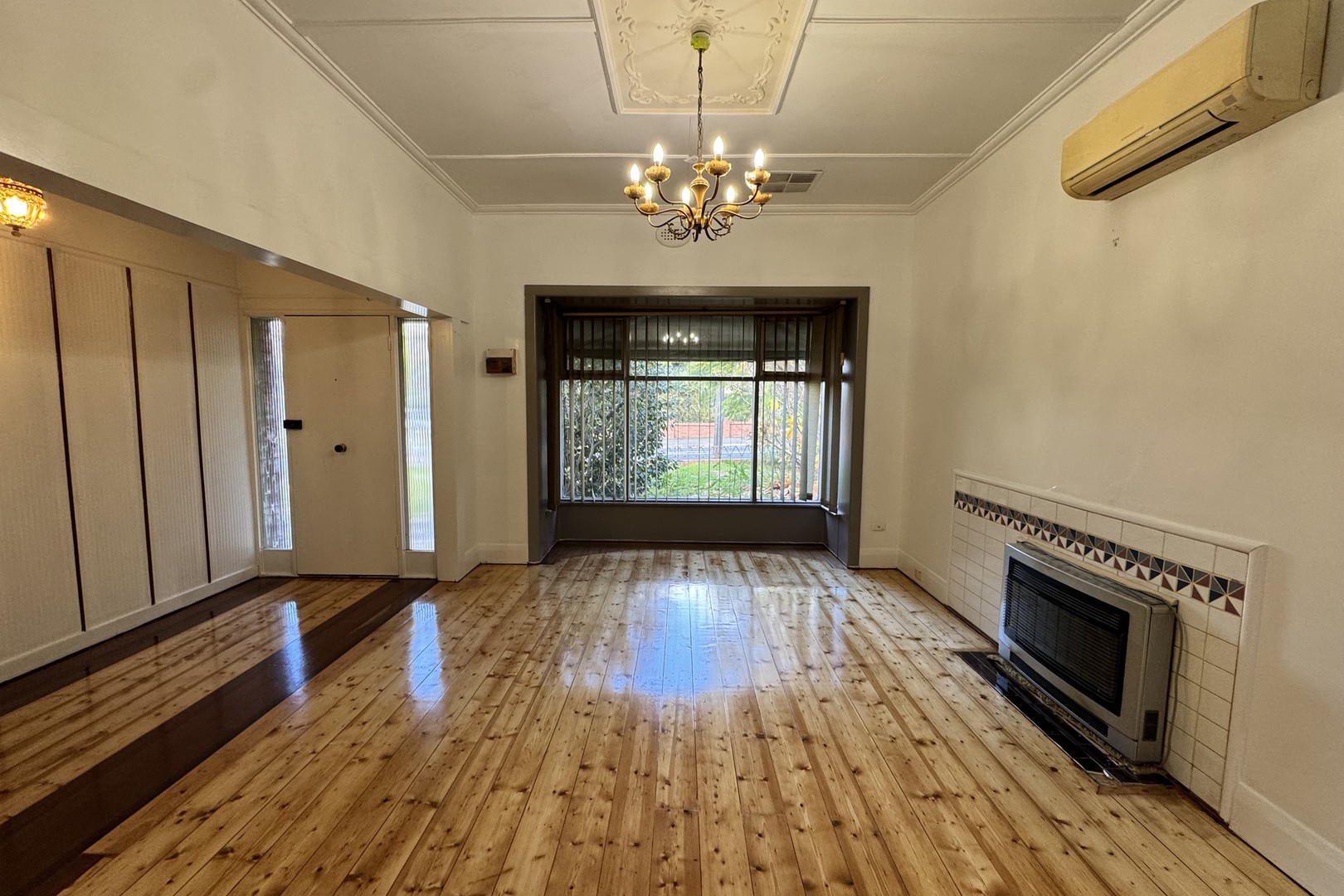 138 Reynard Street, Coburg, VIC 3058 - Thumbnail 2 - 28/04/2026