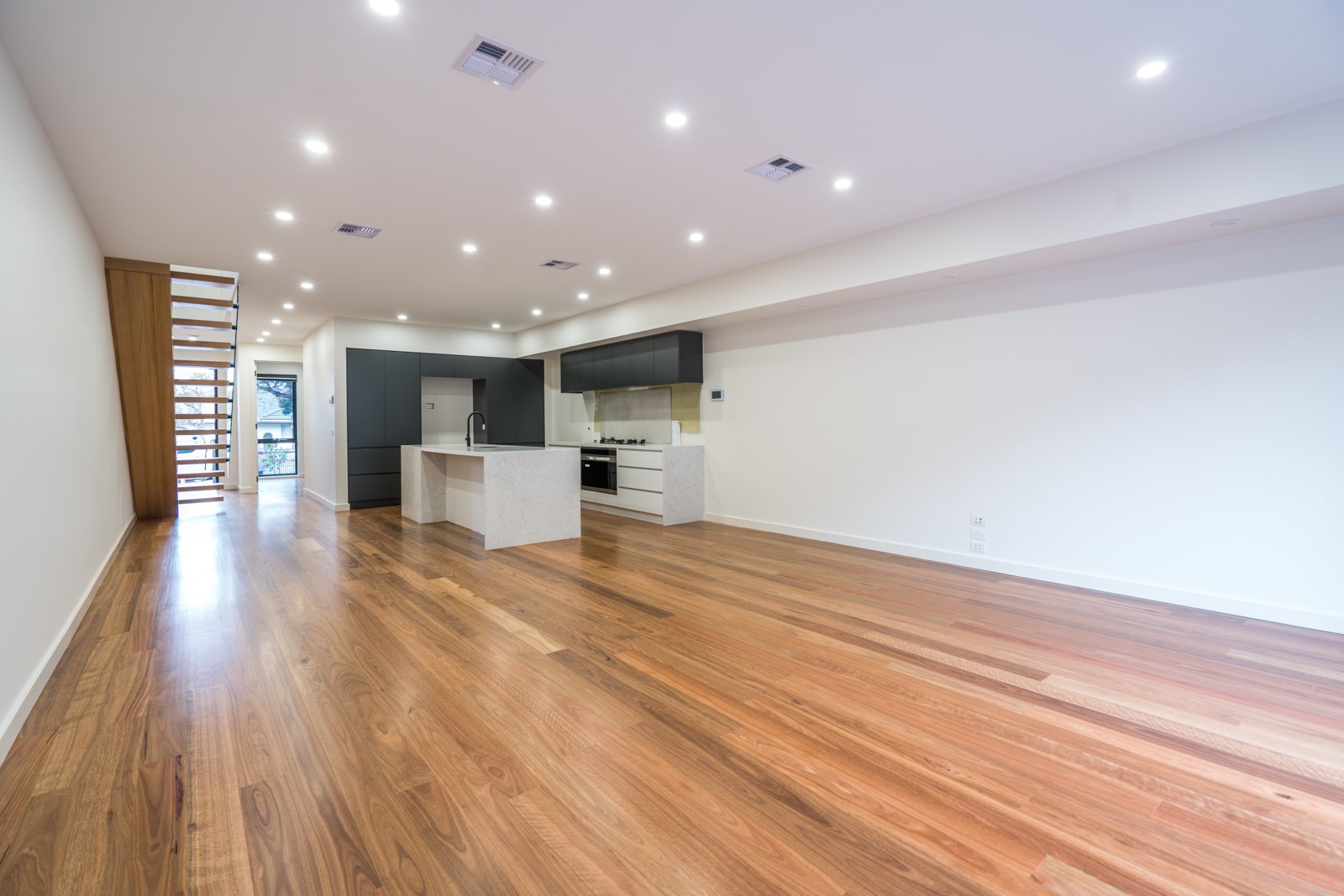 139B Barrow Street, Coburg, VIC 3058, Coburg - Thumbnail 6