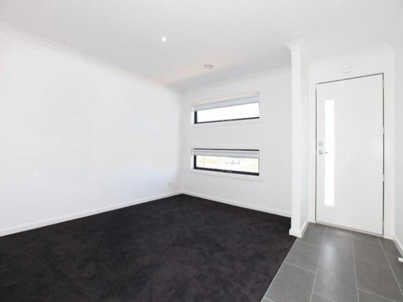 13A Gully Way, Craigieburn, VIC 3064, Craigieburn - Thumbnail 3