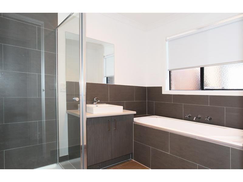 13A Gully Way, Craigieburn, VIC 3064, Craigieburn - Thumbnail 7