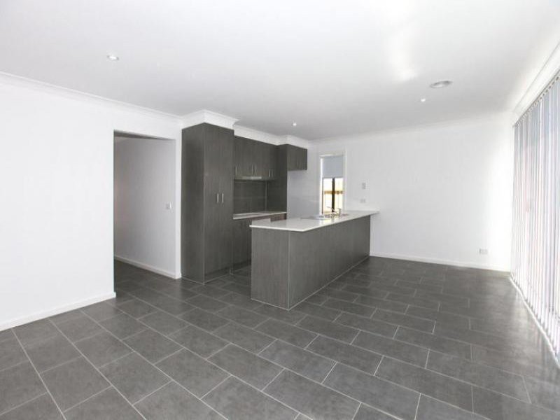 13A Gully Way, Craigieburn, VIC 3064, Craigieburn - Thumbnail 8