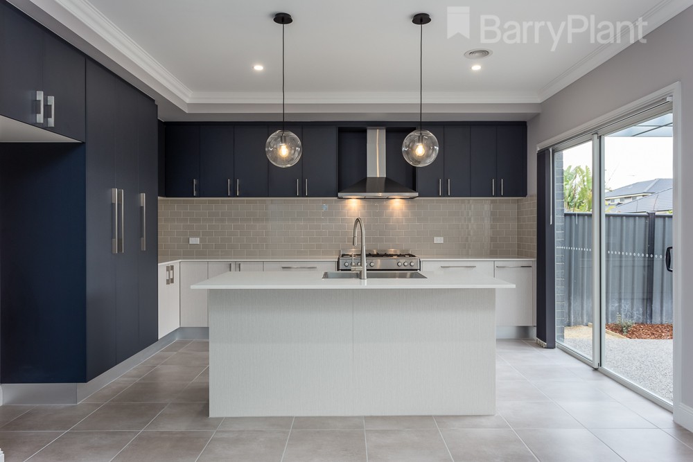 13A Tennant Street, Point Cook, VIC 3030, Point Cook - Thumbnail 4