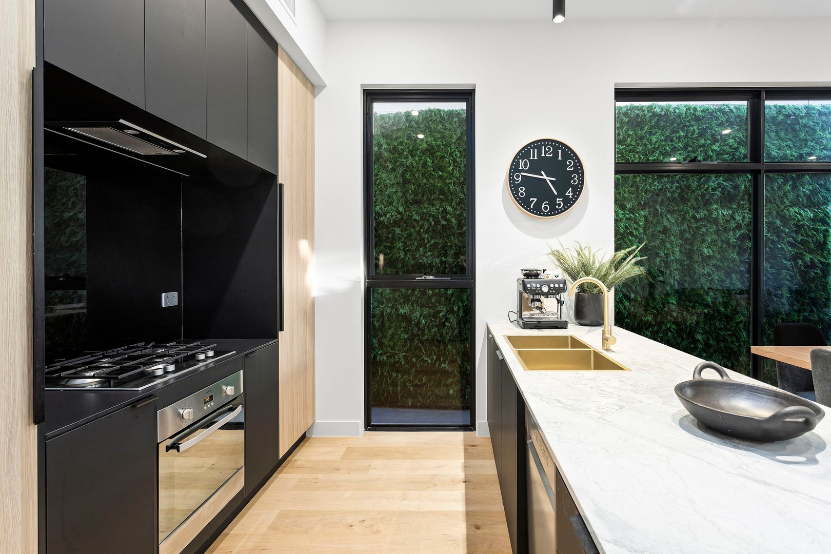 13A The Avenue, Niddrie, VIC 3042, Niddrie - Thumbnail 2