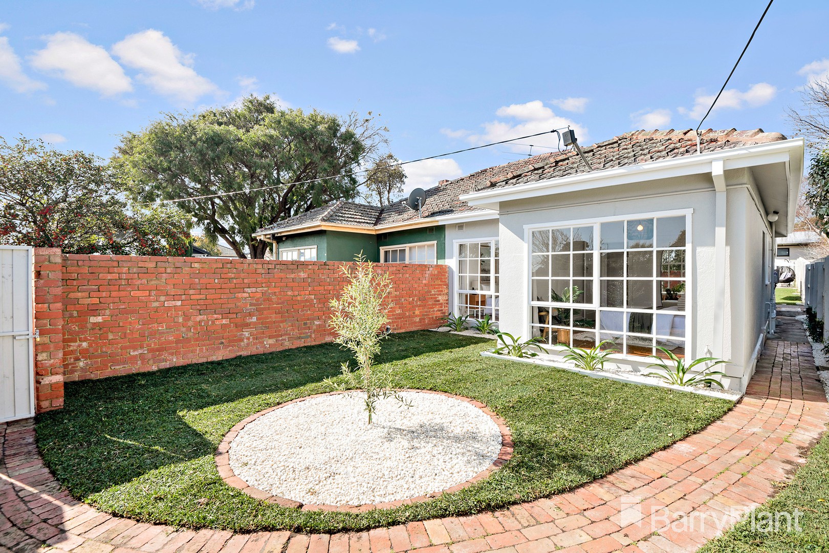 13B Kars Street, Frankston, VIC 3199 - Thumbnail 2 - 10/08/2023