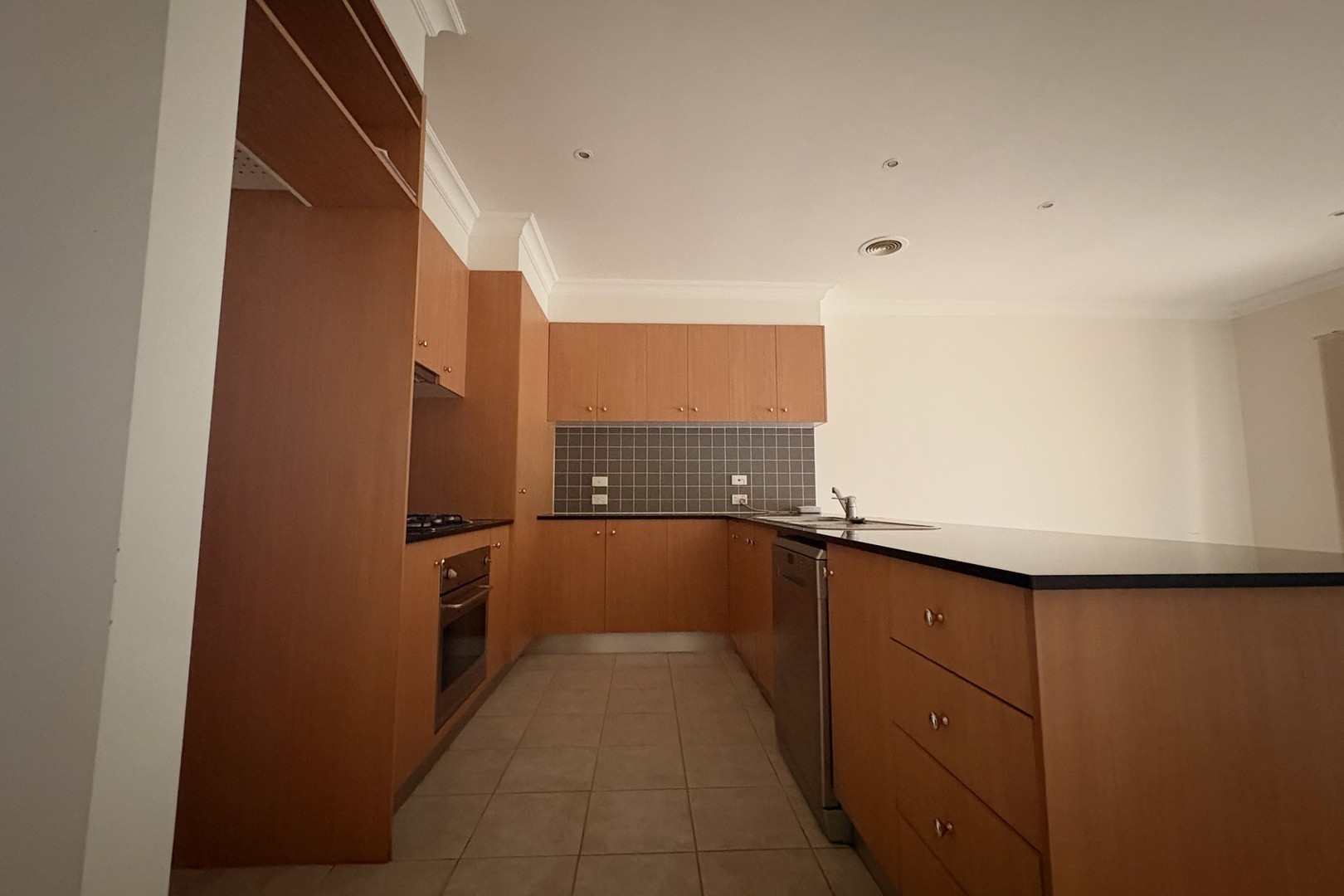 13C Wentworth Drive, Taylors Lakes, VIC 3038, Taylors Lakes - Thumbnail 3