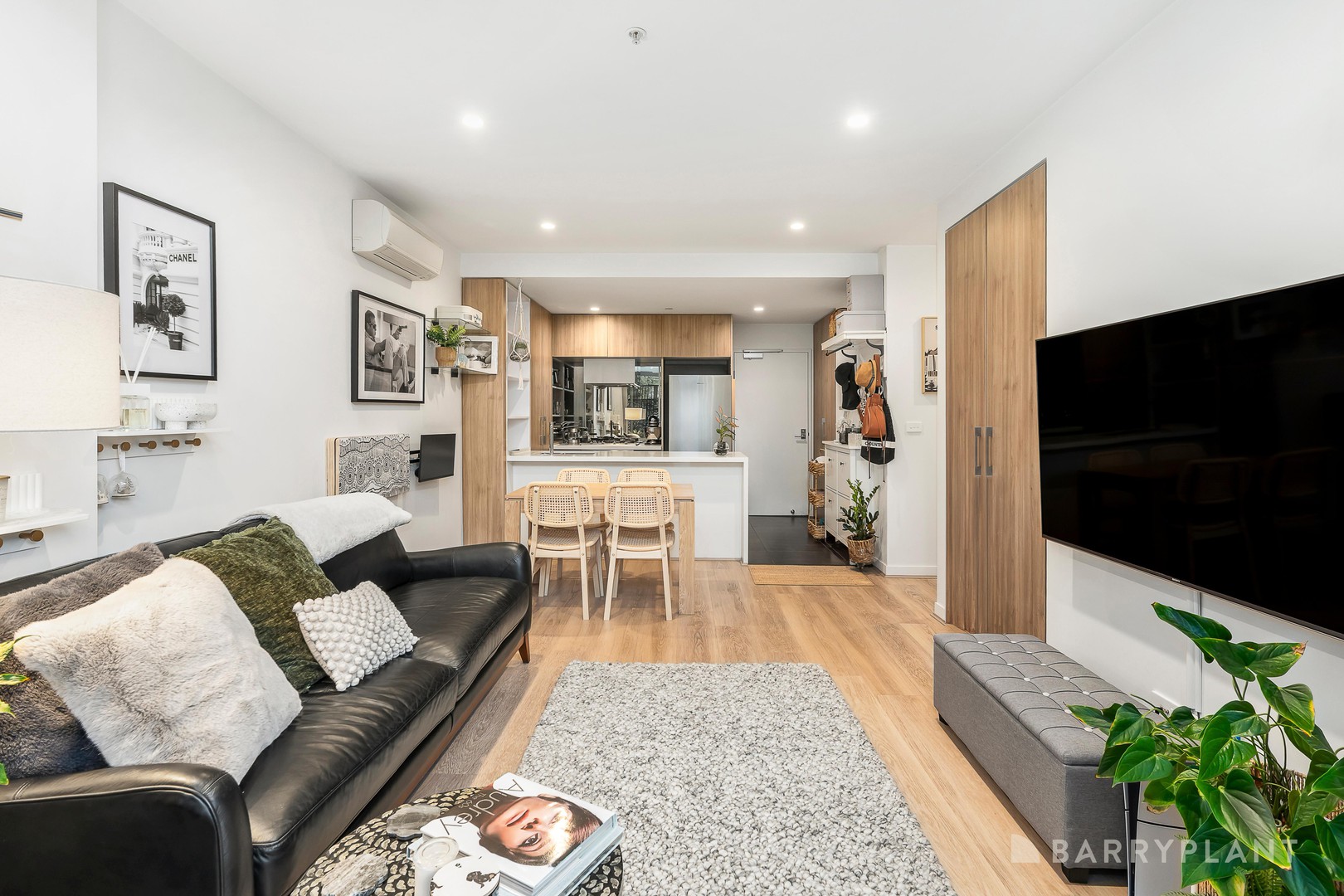 14/1 Grosvenor Street, Doncaster, VIC 3108 - Thumbnail 2 - 04/08/2026