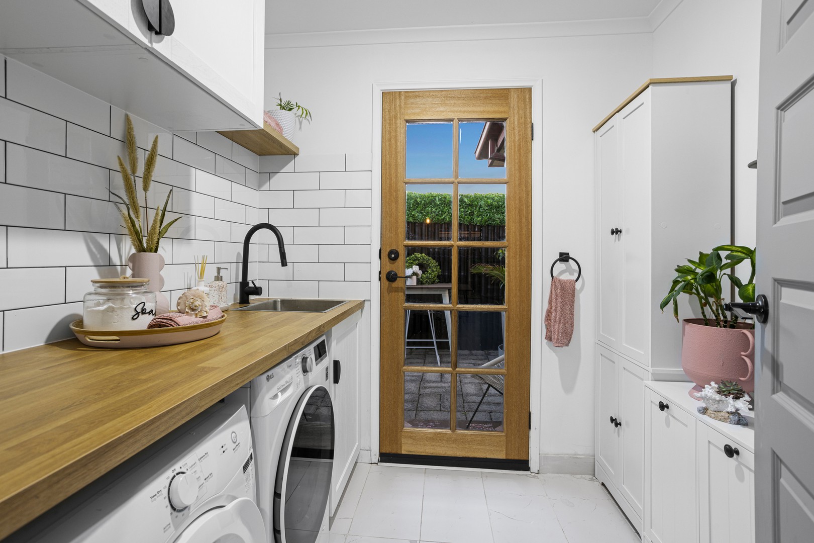 14/2 Spray Street, Frankston, VIC 3199, Frankston - Thumbnail 2