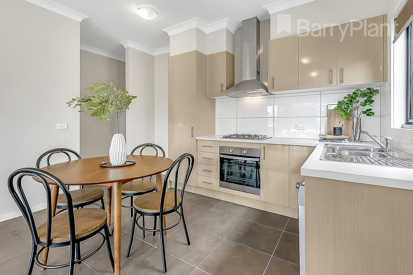 14/20 Hyde Park Avenue, Craigieburn, VIC 3064, Craigieburn - Thumbnail 2