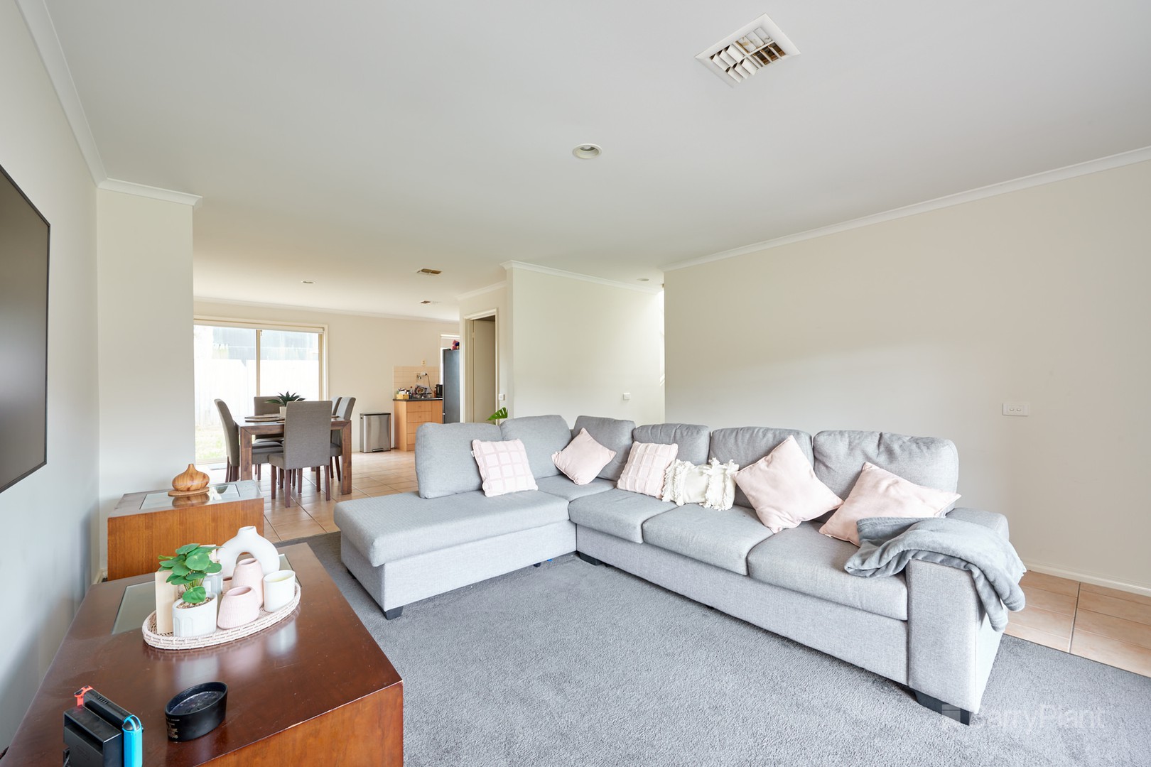 14/36-40 Hennessy Way, Dandenong North, VIC 3175 - Thumbnail 2 - 17/03/2023