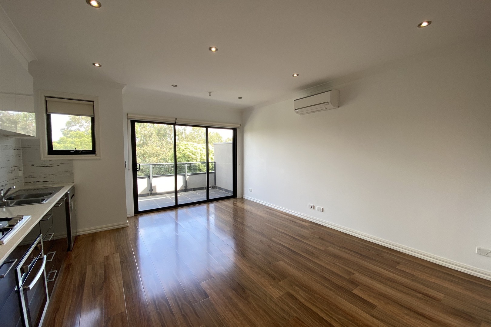 14/87-93 Radford Road, Reservoir, VIC 3073 - Thumbnail 2 - 24/04/2025