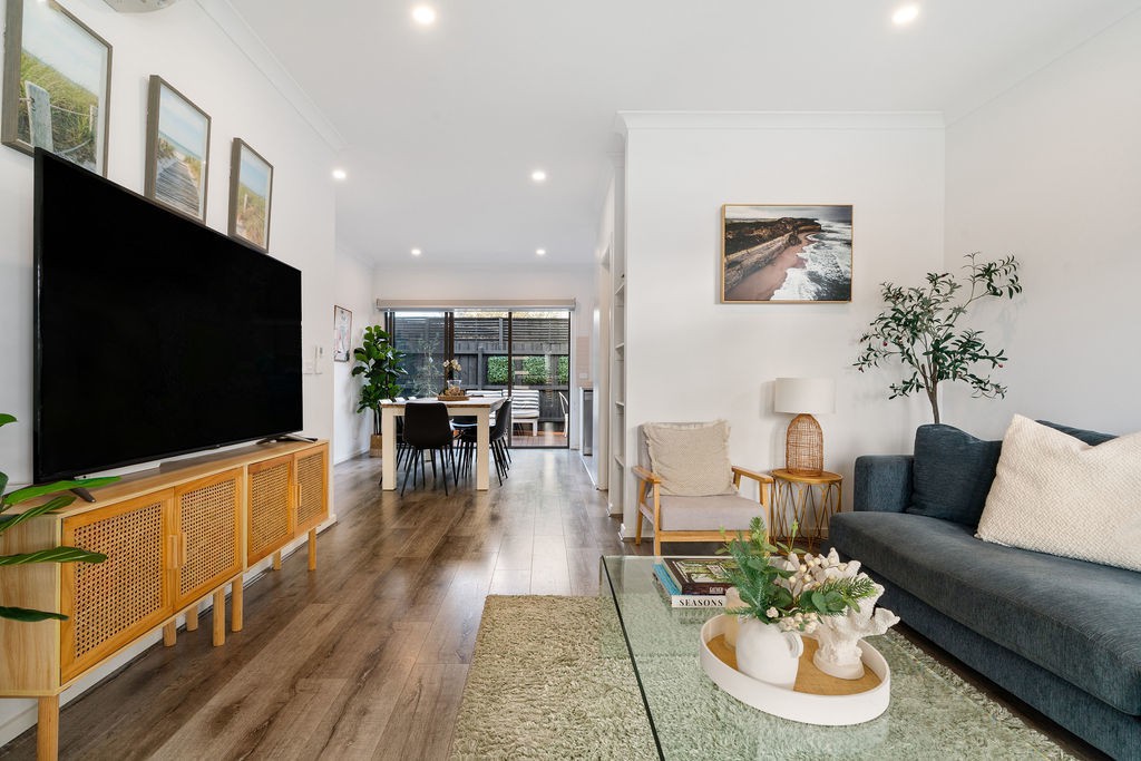 14 Adams Avenue, Rosebud, VIC 3939 - Thumbnail 2 - 24/02/2026