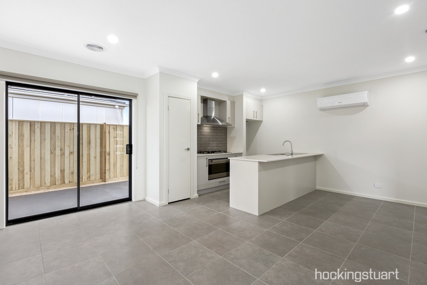 14 Ainsley Road, Rockbank, VIC 3335, Thornhill Park - Thumbnail 3