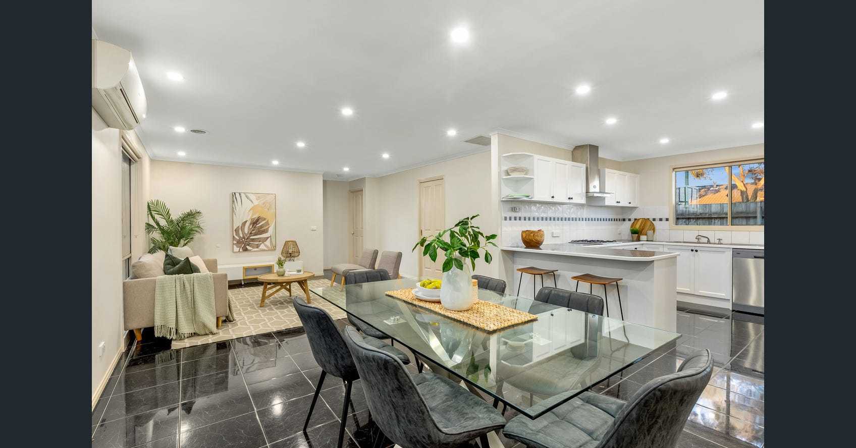 14 Alberton Drive, Cranbourne West, VIC 3977, Cranbourne West - Thumbnail 2