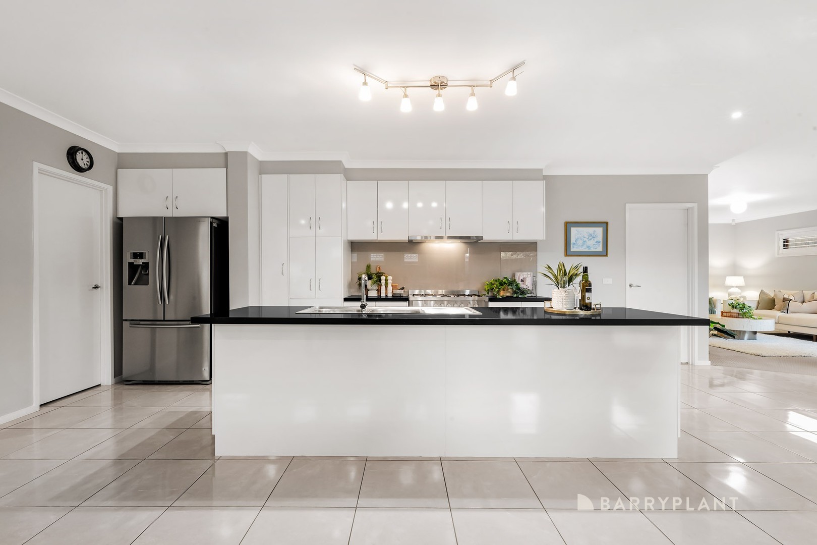 14 Allenby Avenue, Wantirna South, VIC 3152, Wantirna South - Thumbnail 4