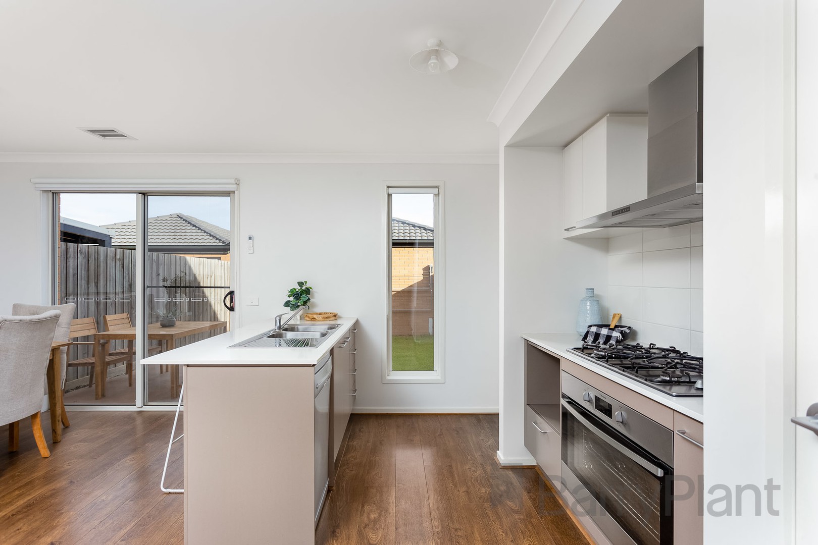 14 Amboy Walk, Point Cook, VIC 3030, Point Cook - Thumbnail 3
