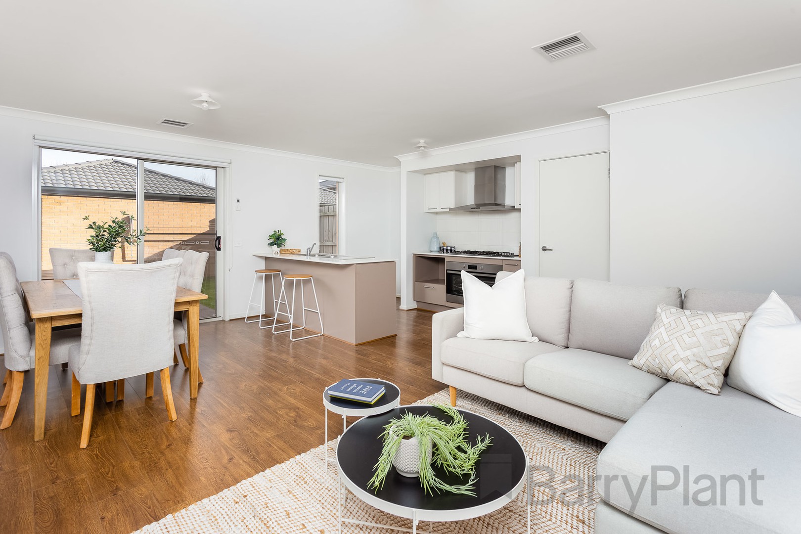 14 Amboy Walk, Point Cook, VIC 3030, Point Cook - Thumbnail 5