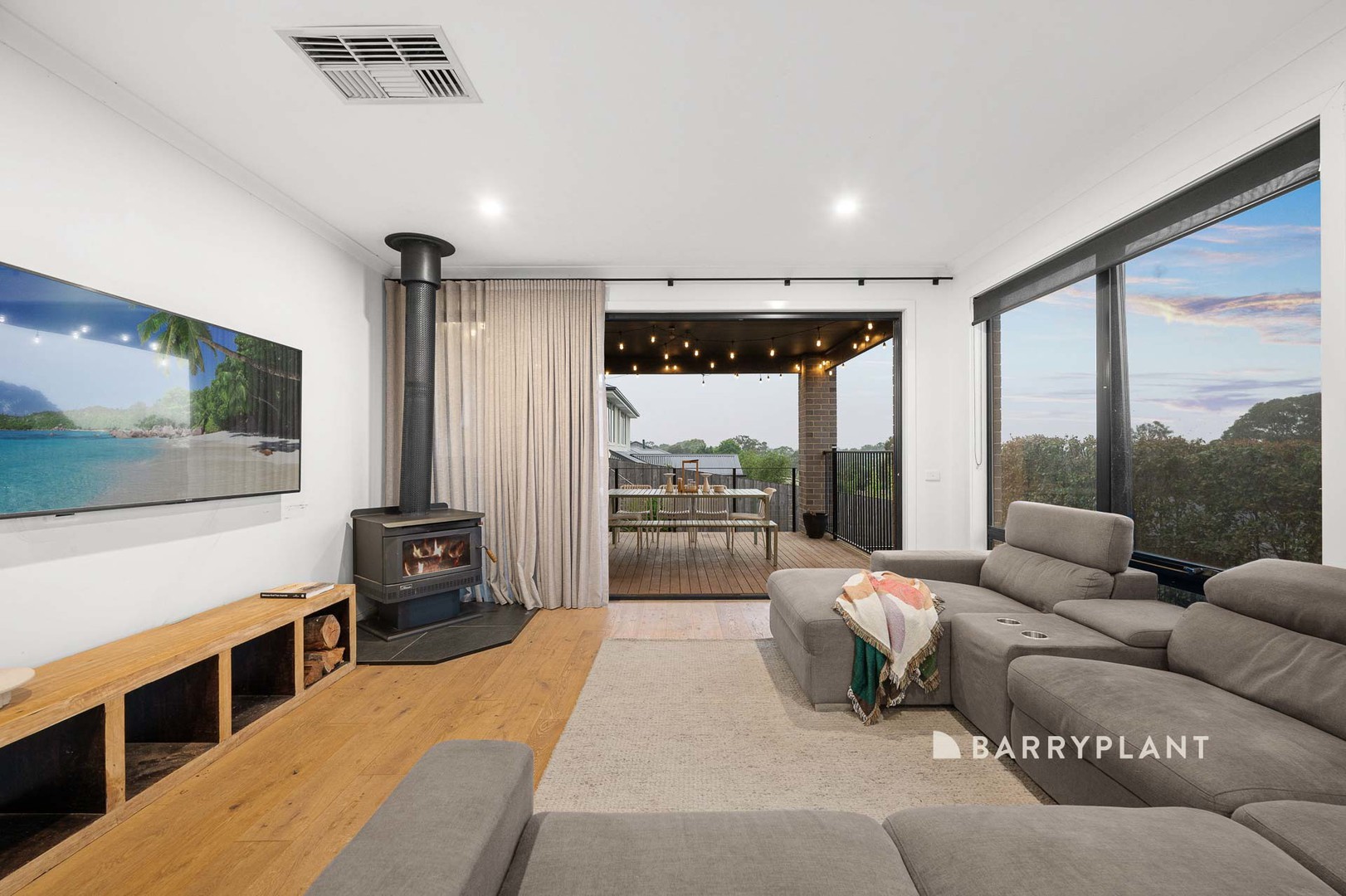 14 Anderson Street, Bunyip, VIC 3815, Bunyip - Thumbnail 5