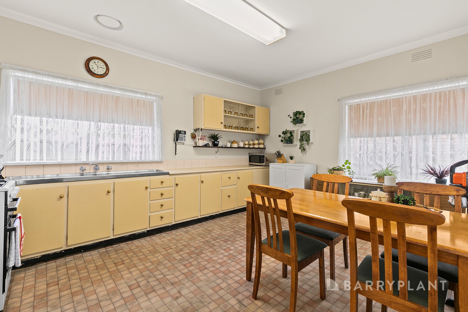 14 Angus Street, Hadfield, VIC 3046, Hadfield - Thumbnail 4