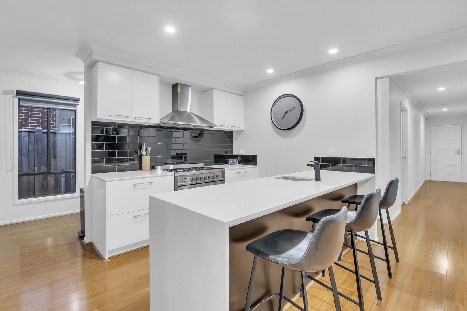 14 Argenta Street, Mickleham, VIC 3064, Mickleham - Thumbnail 2