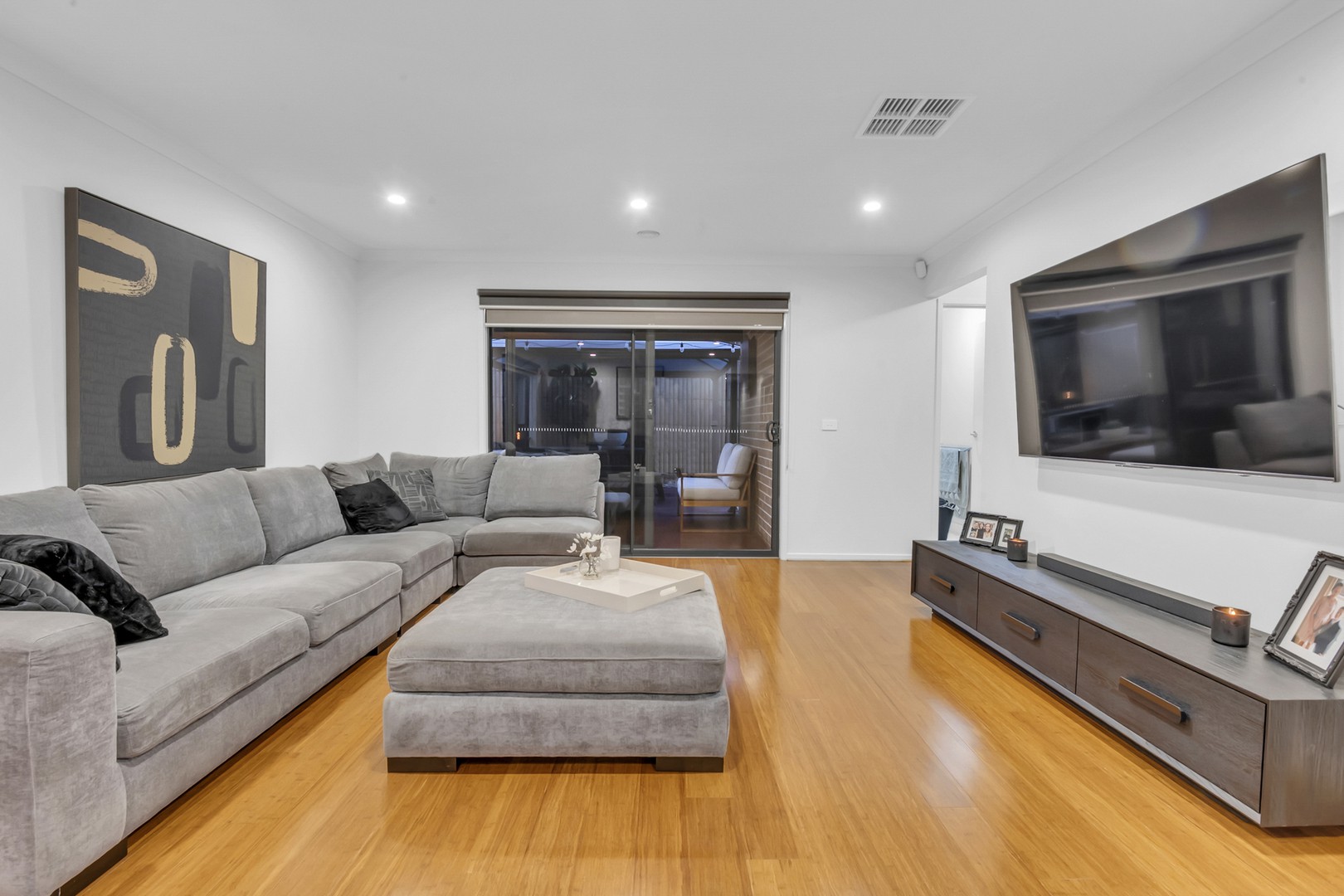 14 Argenta Street, Mickleham, VIC 3064, Mickleham - Thumbnail 6