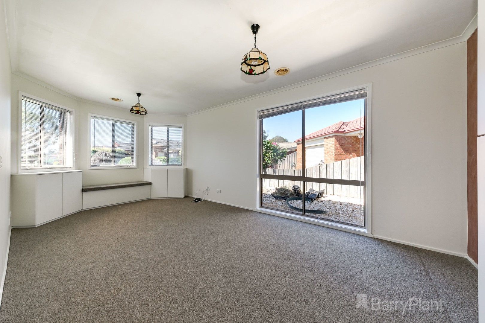 14 Armadale Drive, Narre Warren, VIC 3805, Narre Warren - Thumbnail 2