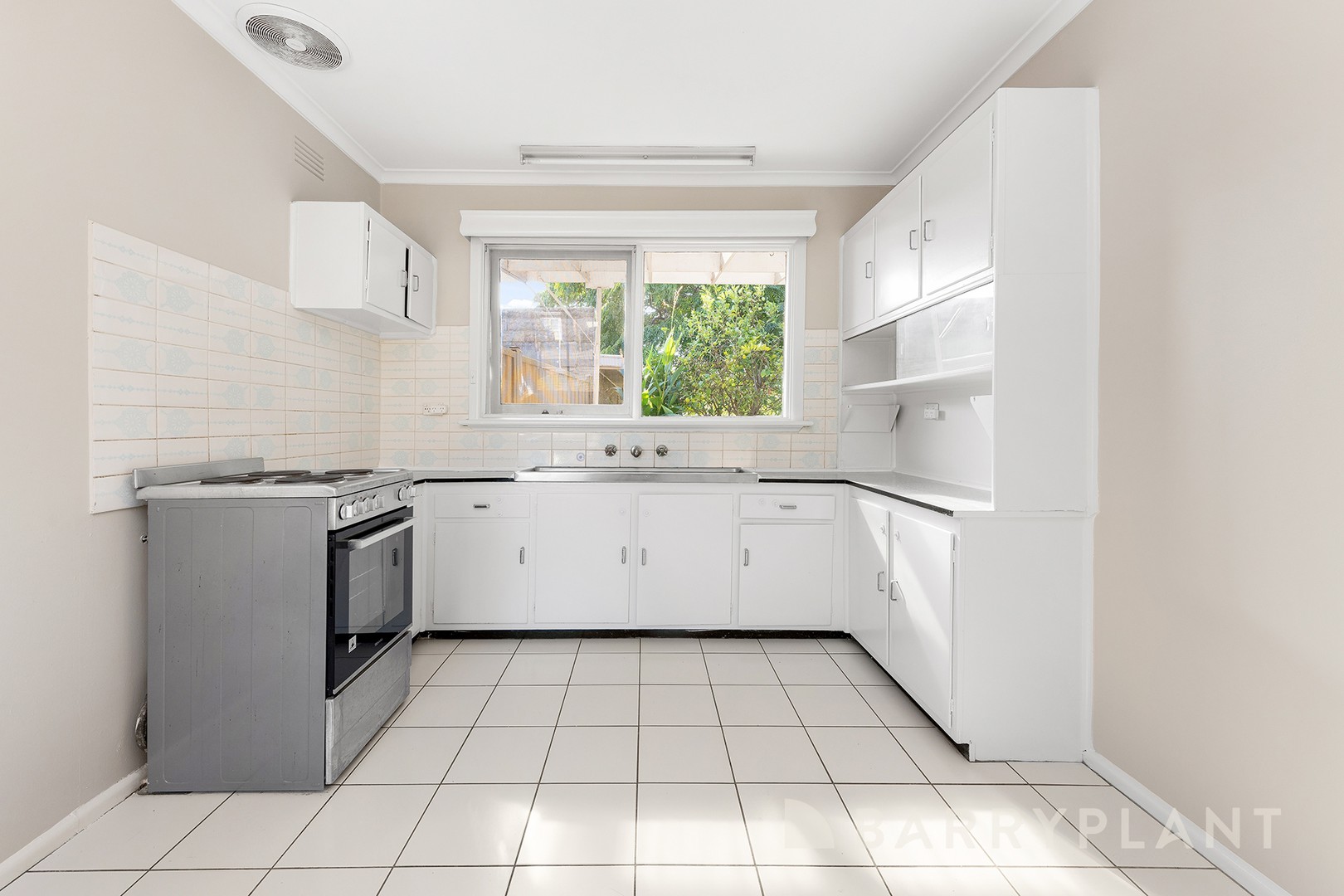 14 Arnold Street, Sunshine West, VIC 3020 - Thumbnail 1 - 08/05/2024