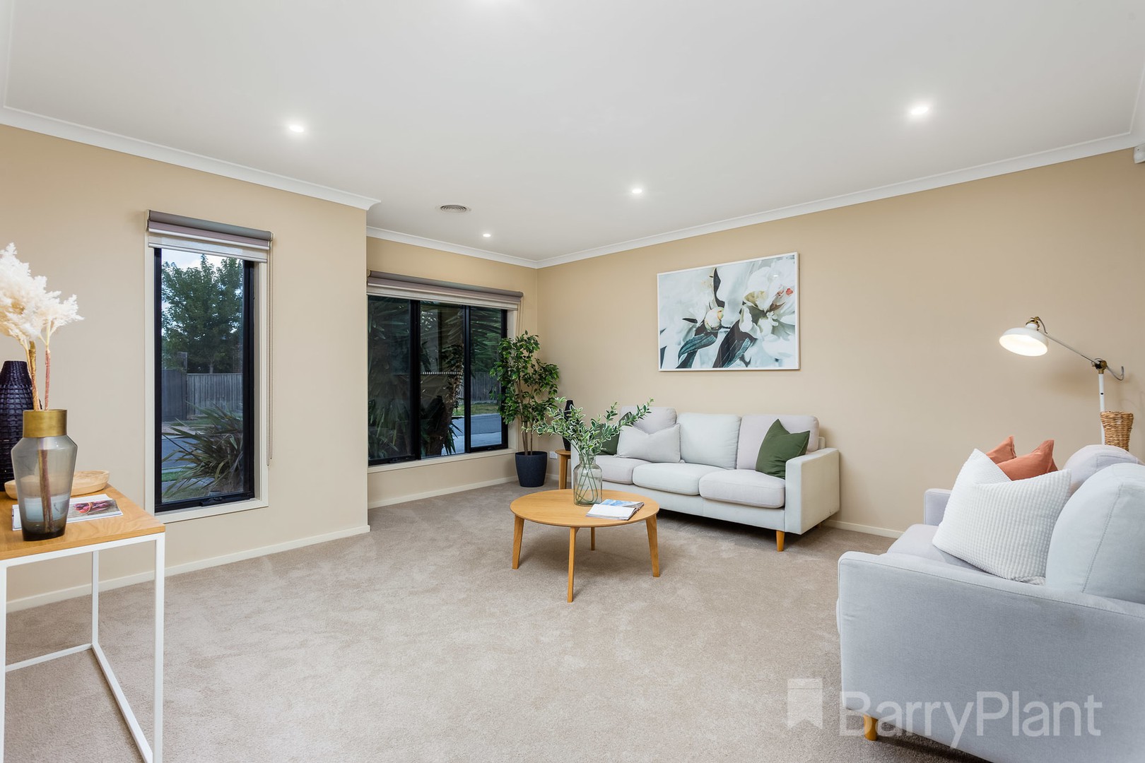 14 Arrowgrass Drive, Point Cook, VIC 3030, Point Cook - Thumbnail 3