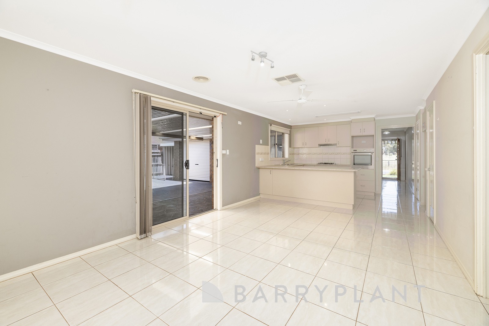 14 Arwon Street, Kurunjang, VIC 3337, Kurunjang - Thumbnail 7