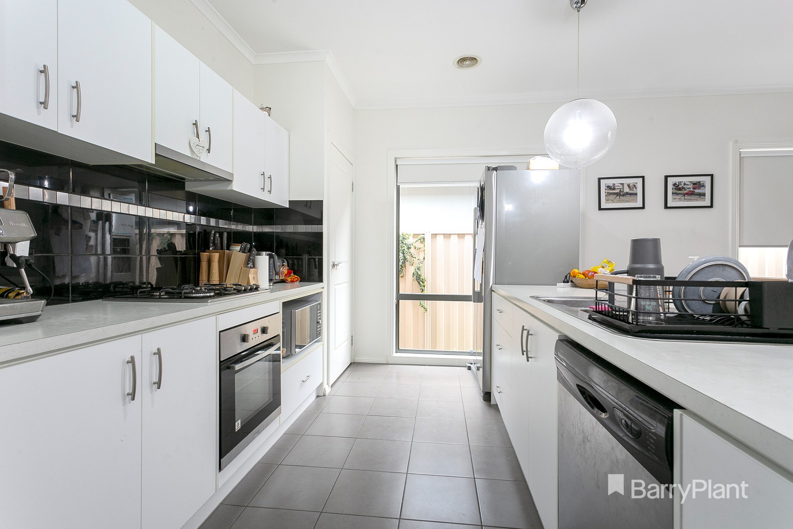 14 Ashford Drive, Pakenham, VIC 3810, Pakenham - Thumbnail 3