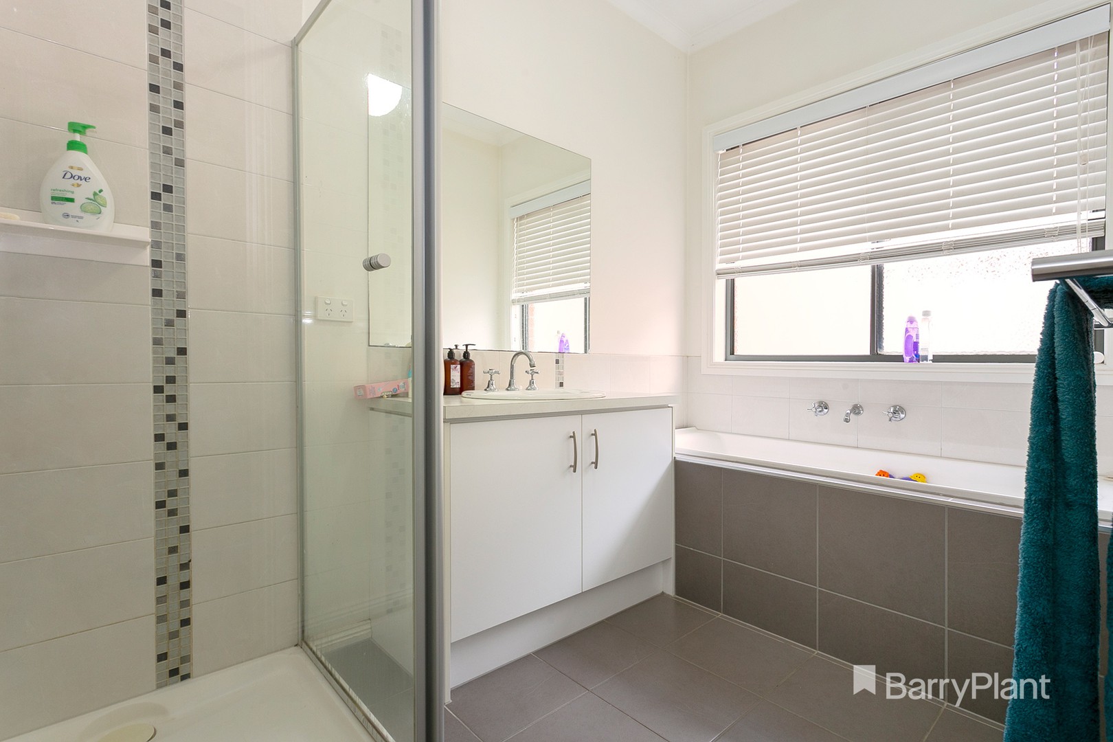 14 Ashford Drive, Pakenham, VIC 3810, Pakenham - Thumbnail 8