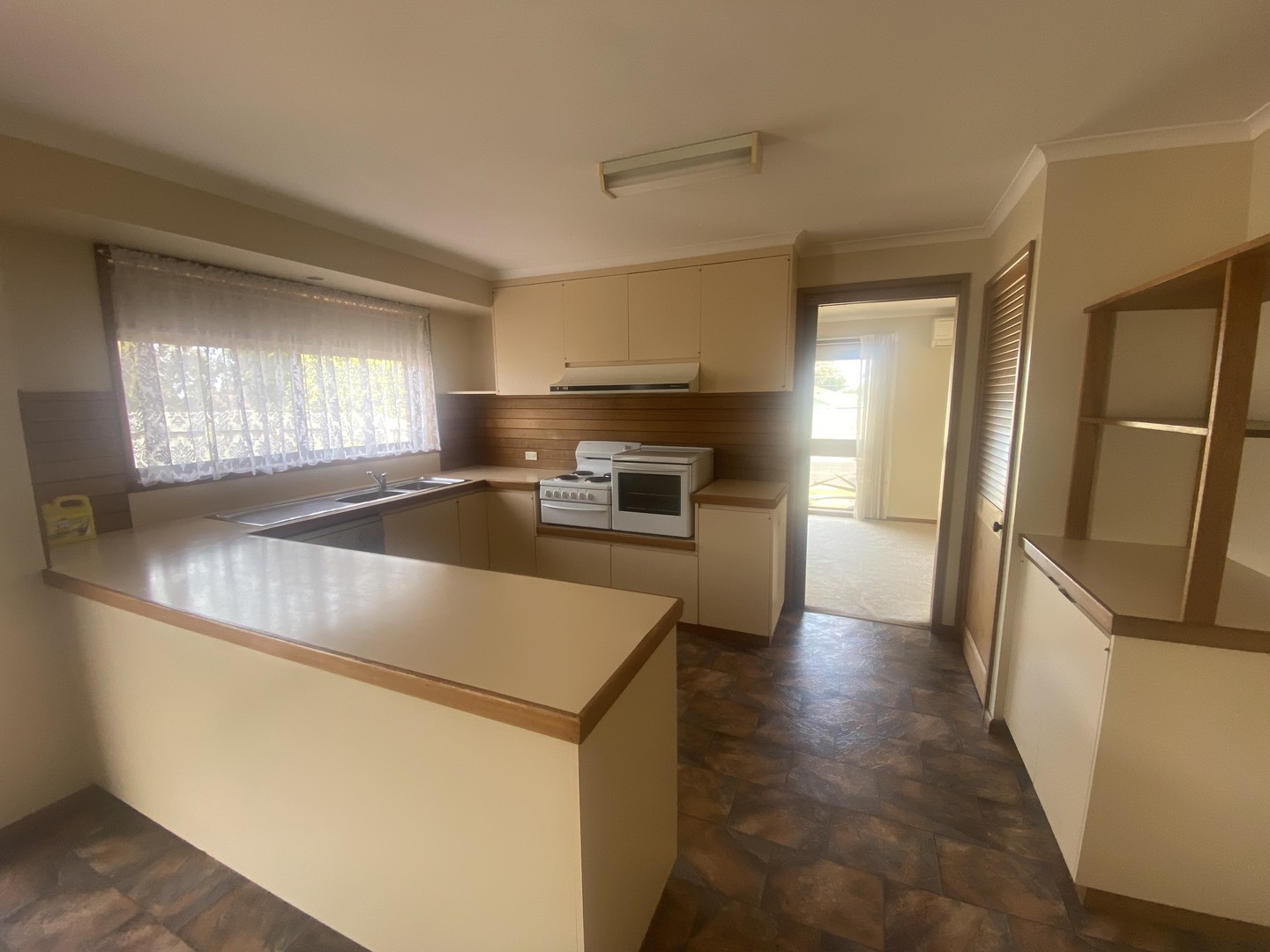 14 Ashley Court, Grovedale, VIC 3216, Grovedale - Thumbnail 4