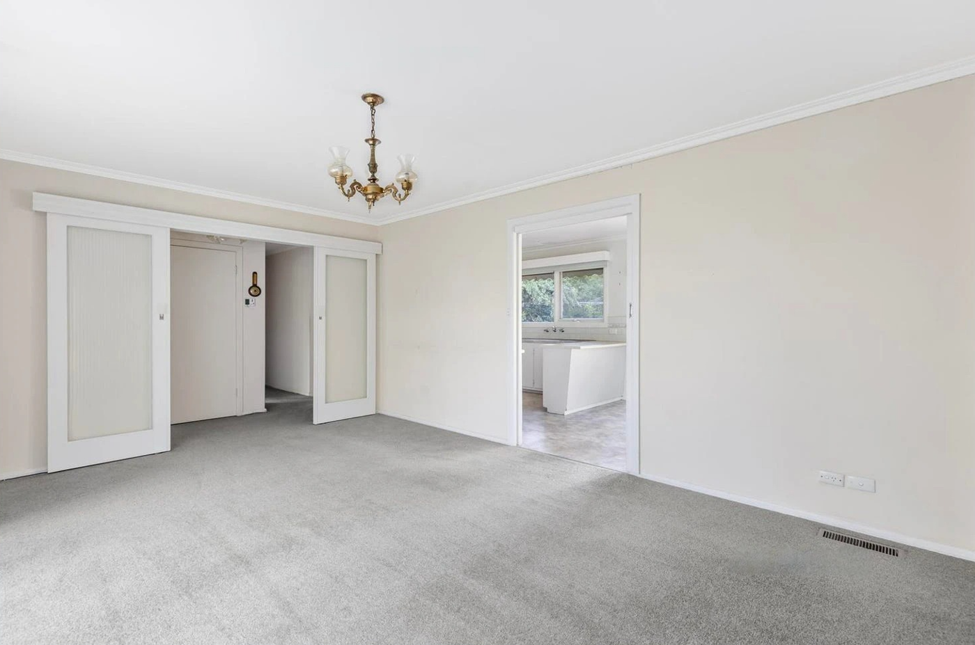 14 Ballantyne Cr, Kilsyth, VIC 3137, Kilsyth - Thumbnail 3
